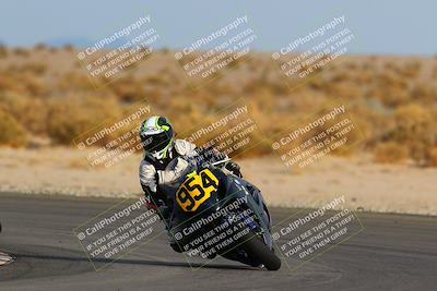 media/Feb-27-2022-CVMA (Sun) [[a3977b6969]]/Race 15 Amateur Supersport Middleweight/